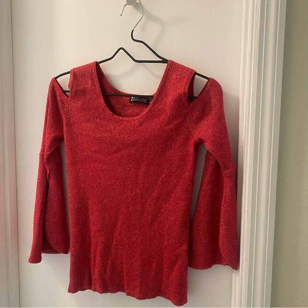 7th Avenue cold shoulder sweater from New York and company size medium